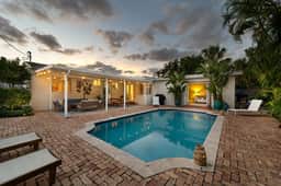 The Paradise Palms - Image 2