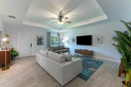 Romantic Lifestyle Hideaway - Image 2