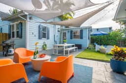 Blue Water Bungalow - Chic Palm Beach Vibes - Image 3