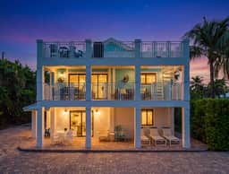 Juno Designer Beachside Serenity - Image 5