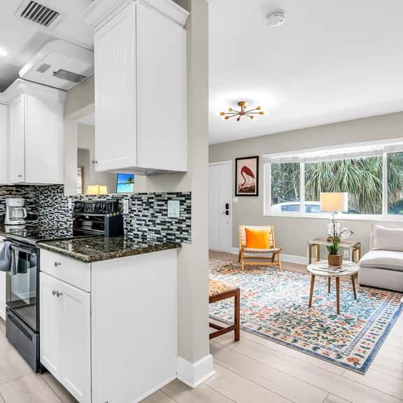 Casa Chic El Cid - Image 1