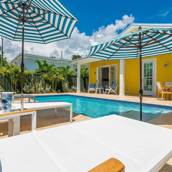 The Sunshine Villa - Image 1
