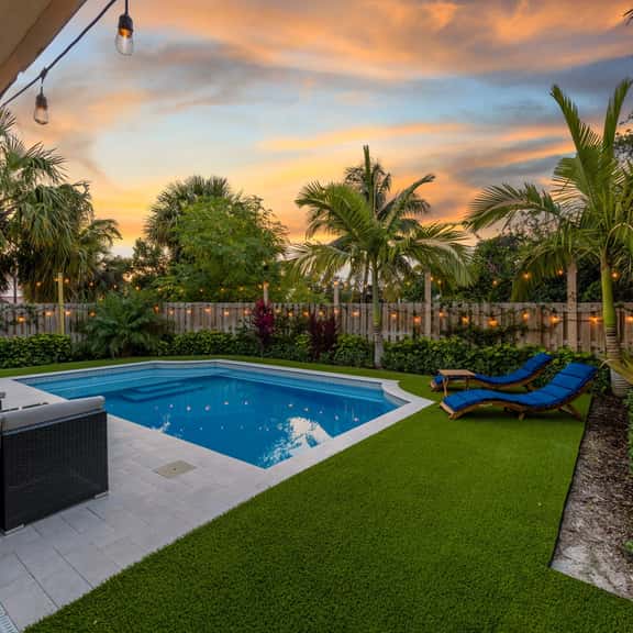Romantic Lifestyle Hideaway - Image 1