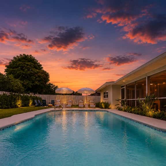 The Lighthouse Luxe Retreat - Image 1