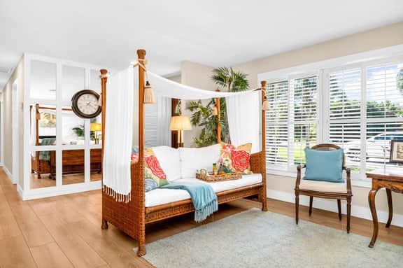 Tropical Mango Bungalow - Image 5
