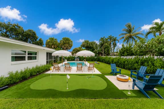 The Lighthouse Luxe Retreat - Image 4
