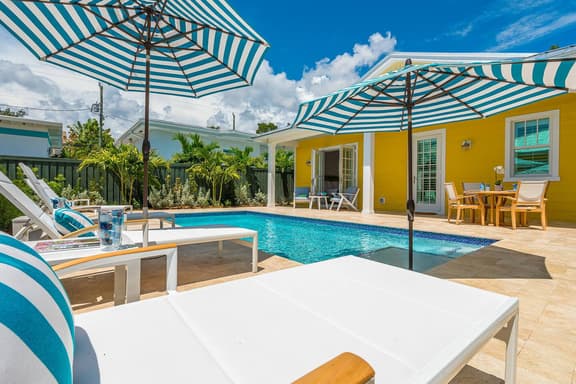 The Sunshine Villa - Image 1