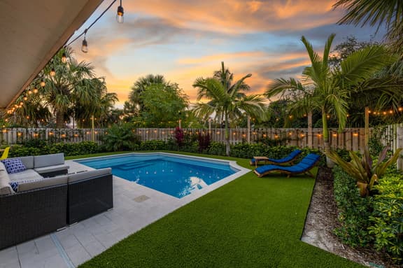 Romantic Lifestyle Hideaway - Image 1